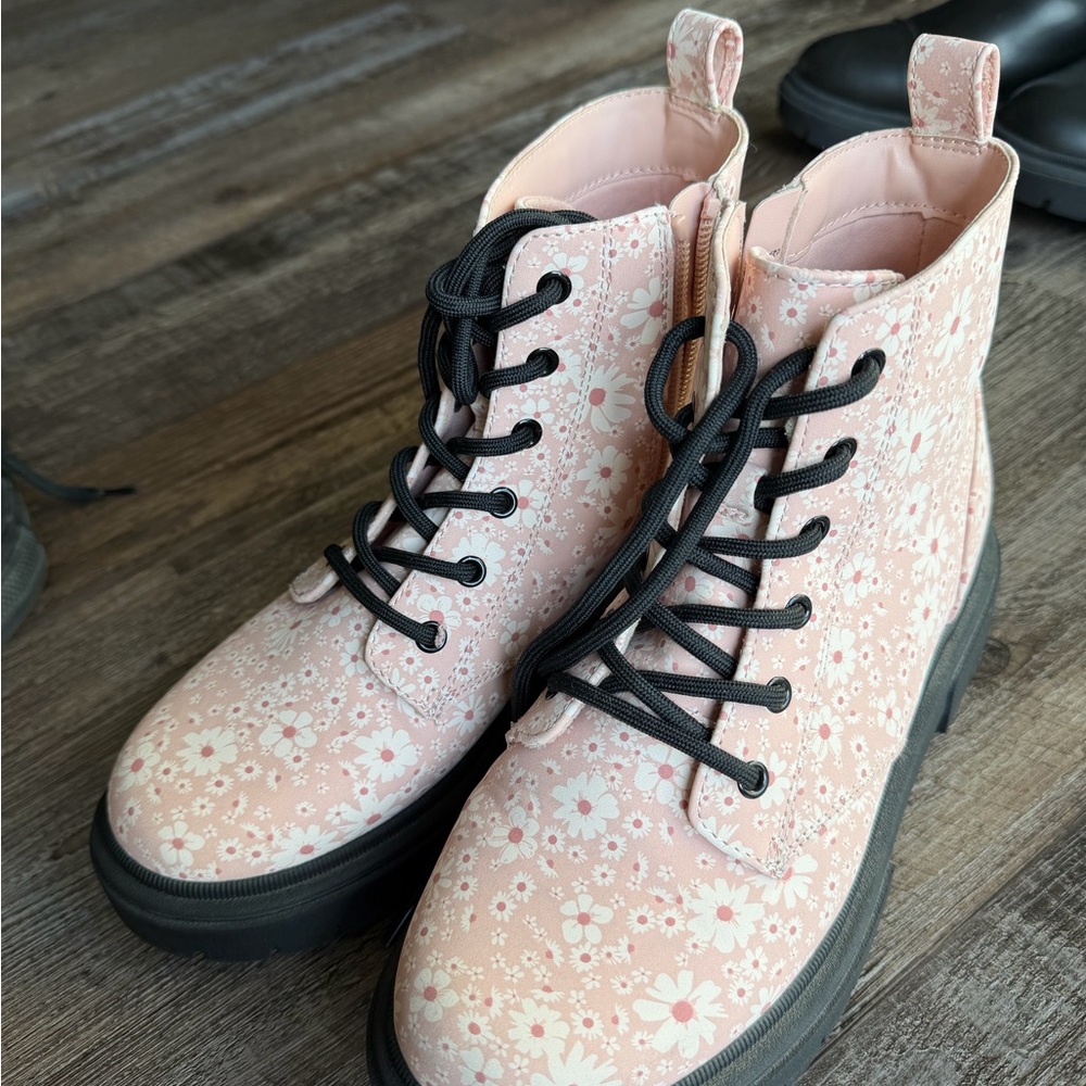 Art Class Pink Floral Kids Boots